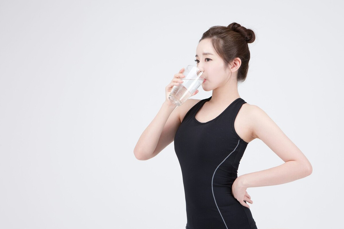 小肚子特别大怎么减掉穿什么,小肚子太大怎么减肥最快练腹肌