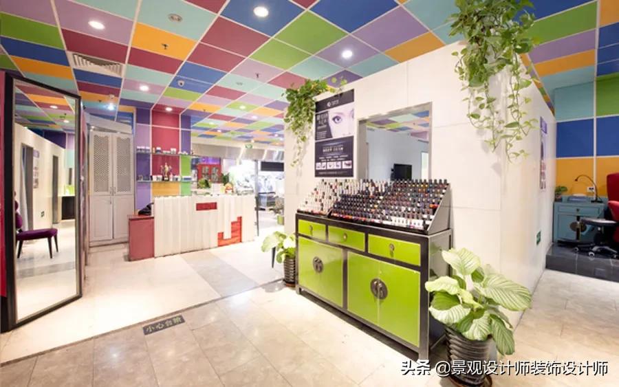 美甲店橱窗设计图片,80平米美甲店设计风格