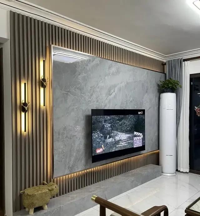 岩板电视,老婆看了都不睡觉了