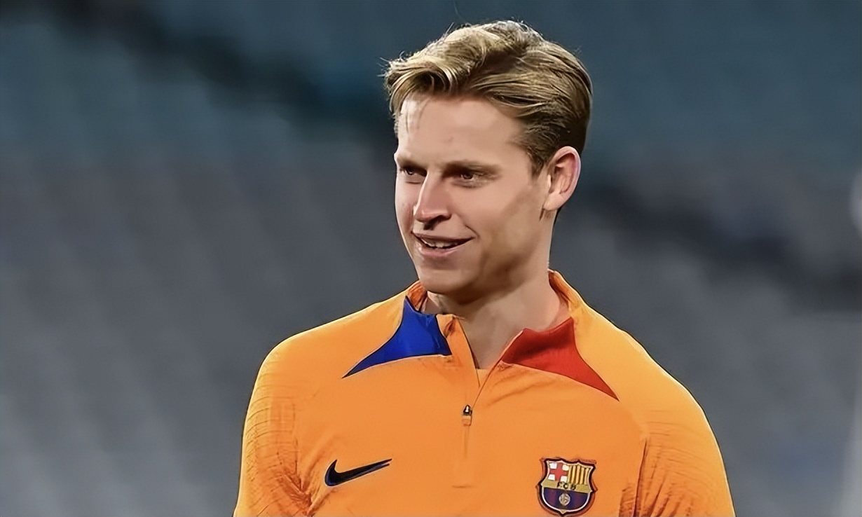 德荣签进曼联后的比赛,德容适合曼联吗