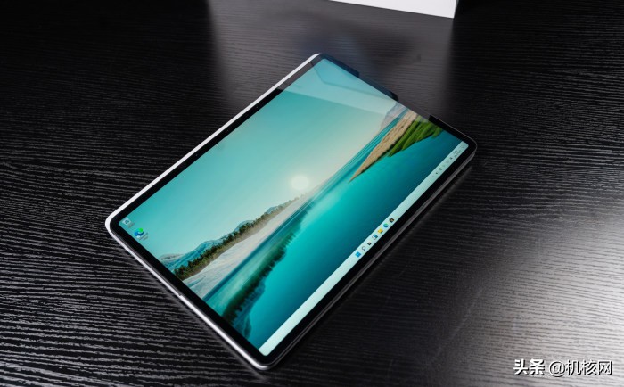 借SurfaceLaptopStudio聊聊,微软畅想中笔记本的未来是什么样的