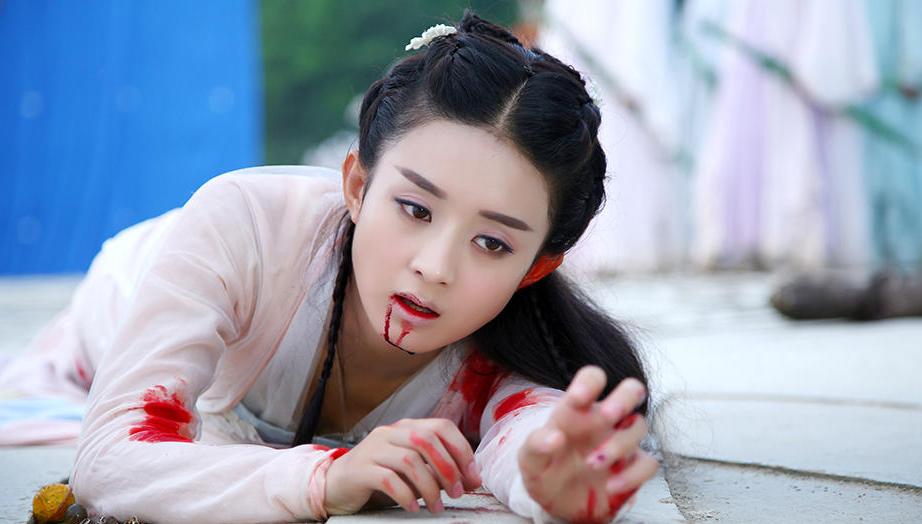 赵丽颖拍吻戏不雅的采访,杨幂和赵丽颖吻戏