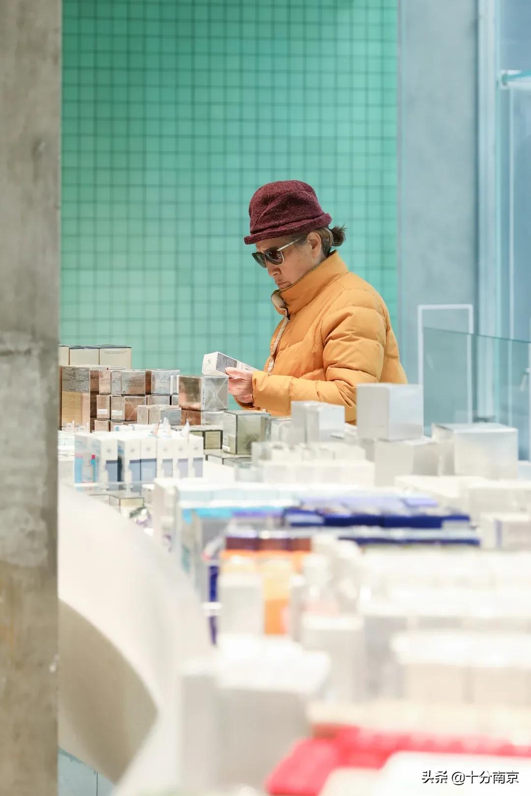 南京有哪些美妆集合店,极光美妆集合店