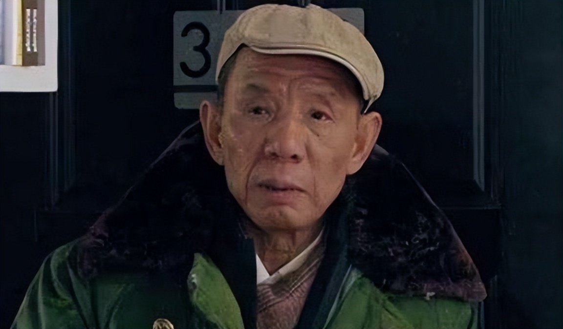 麻子舅1：头脑灵活人诙谐，街头唱莲花落，做小生意养活了一家人