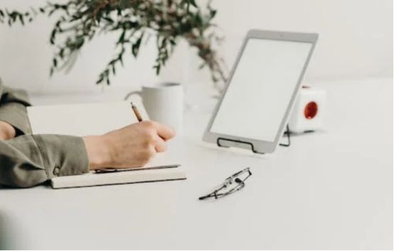 文案号怎样涨粉快最有效,博主都用什么软件写文案