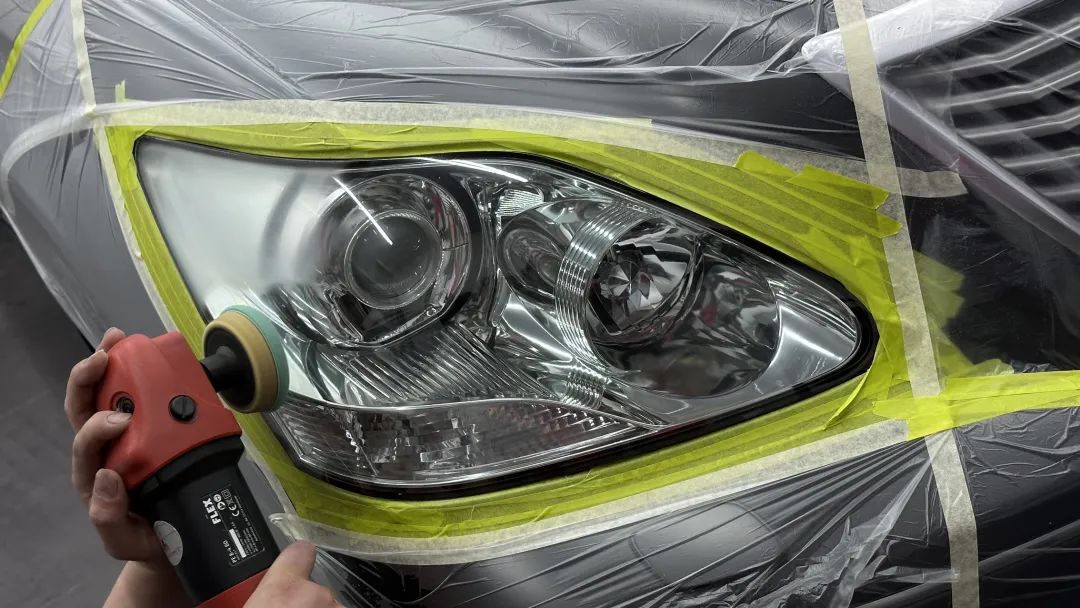 大哥12万买2005年售价100万的凌志LS430，含泪又花10万翻新才能开