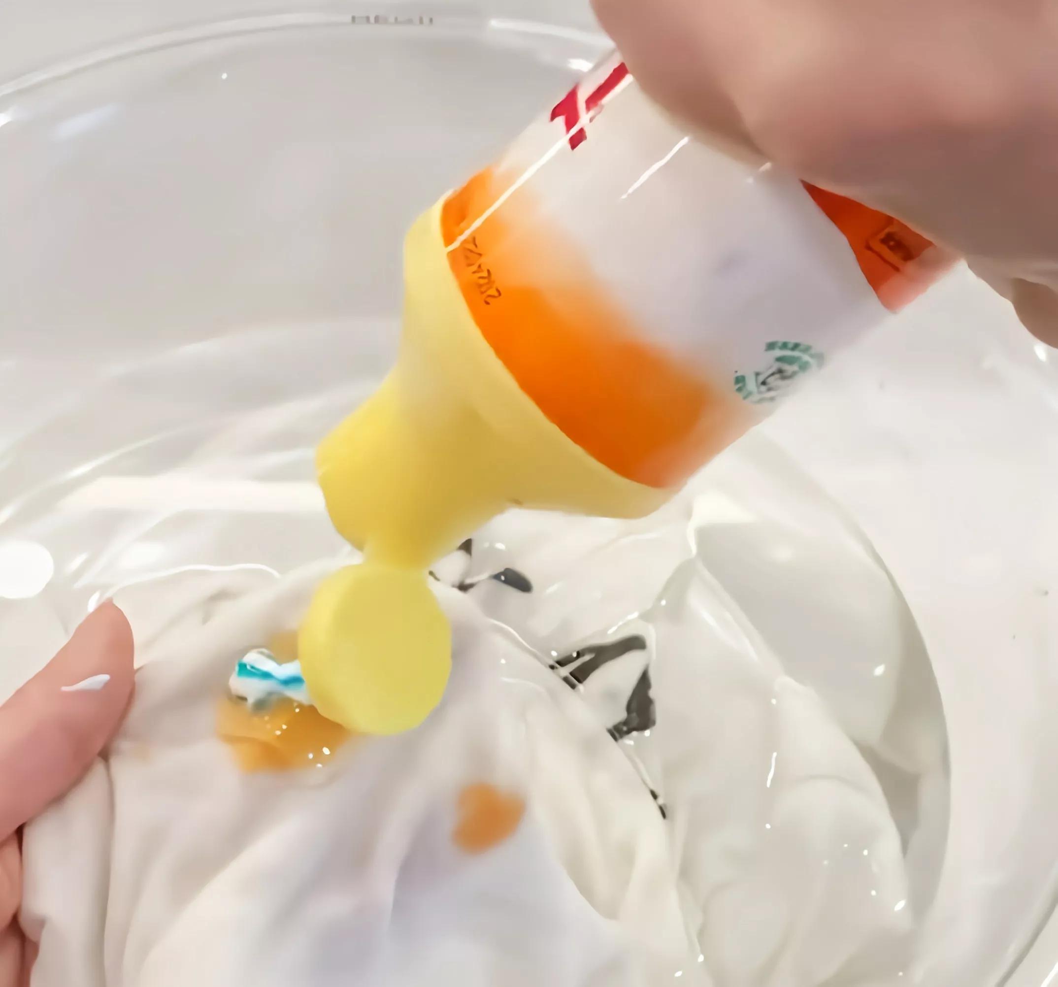 教你6个小技巧衣服干净如新,不可水洗的衣服应该怎么清洗