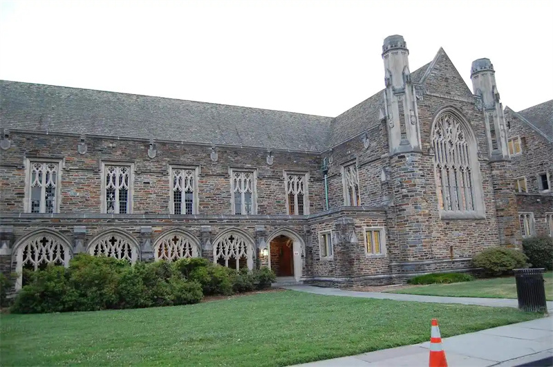 西安小伙研制隐身衣是真的吗,西安小伙研制隐形衣