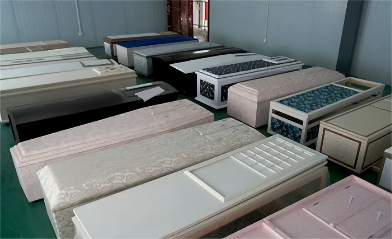 中国火葬场的棺材 (中国火葬场骨灰盒)