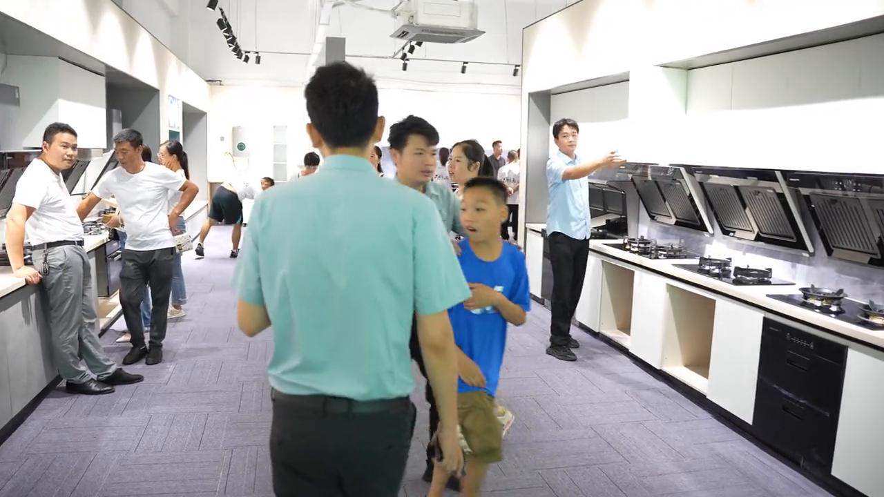 开力油烟机真有网上说的那么好吗,开力油烟机和万事兴油烟机哪个好