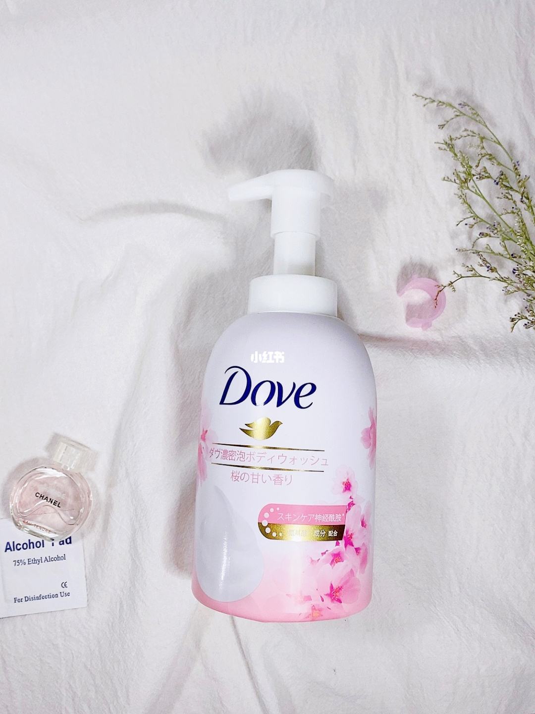 香水沐浴露品牌推荐女士用哪款,女士专用的沐浴露花香