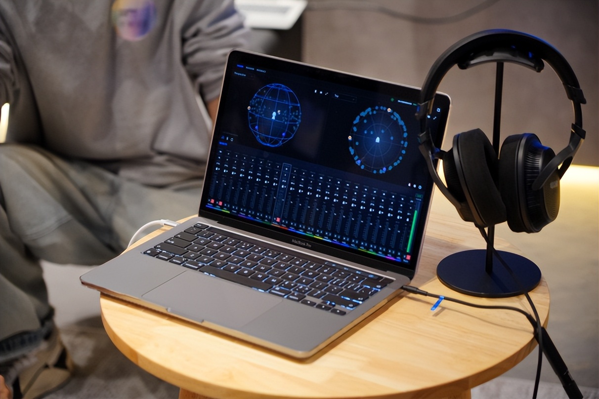 索尼c-80麦克风与mv-1监听耳机,索尼c-80麦克风什么时候发布的