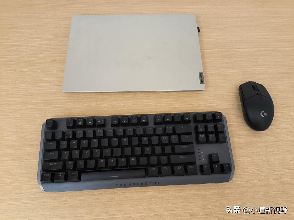 大学生如何选择笔记本和平板,学生笔记本电脑和平板哪个实用