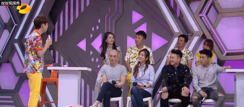 杨幂谍战跳舞,杨幂采访视频揭秘娱乐圈