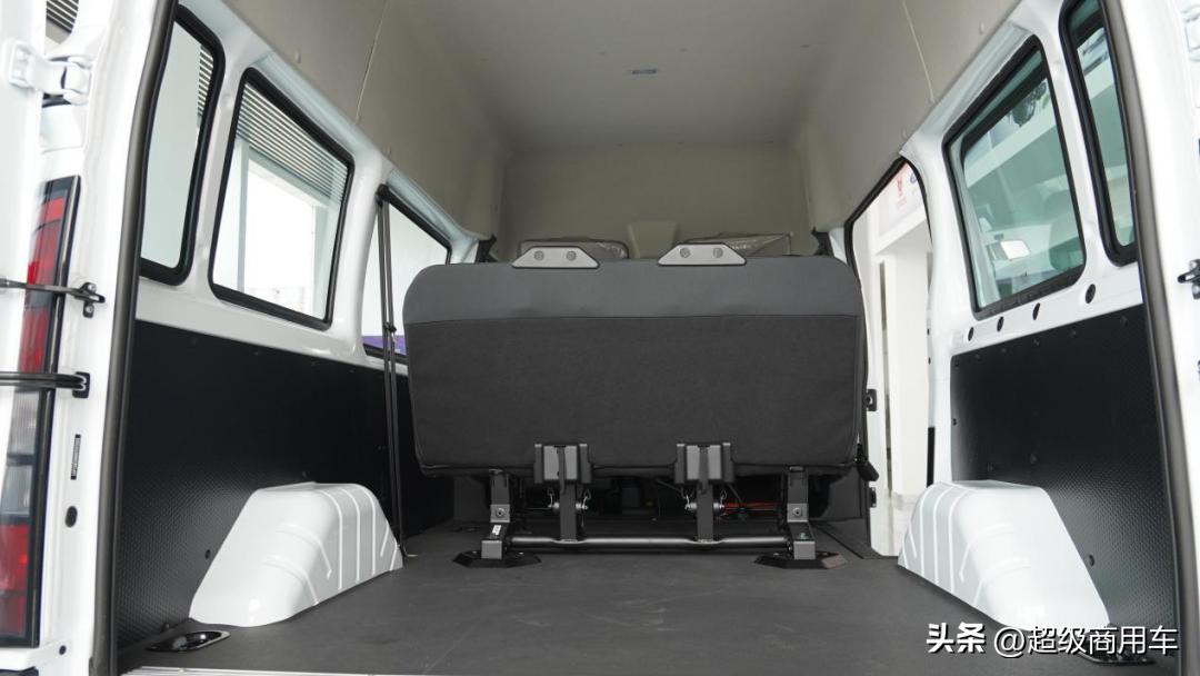 江铃福顺到底怎么样,江铃福顺2023商旅版长轴5.99米中顶