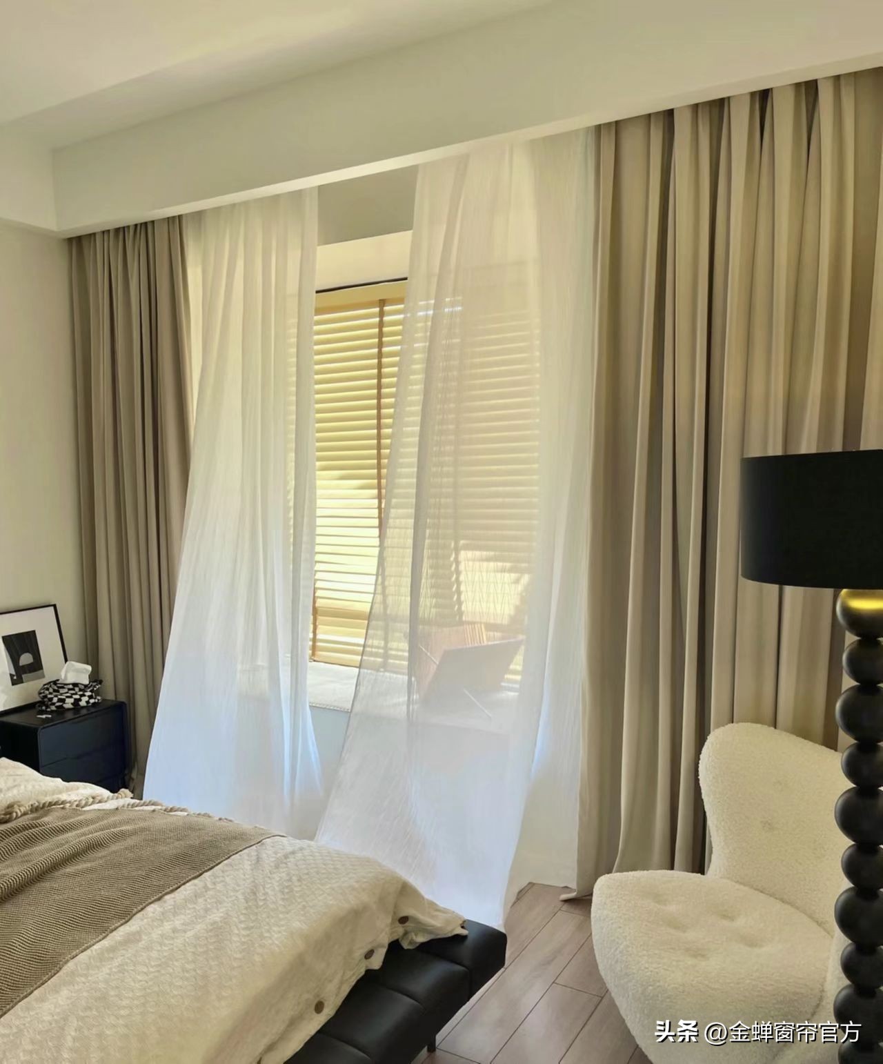 窗帘怎么选颜色才好看,窗帘选购技巧窗帘的搭配