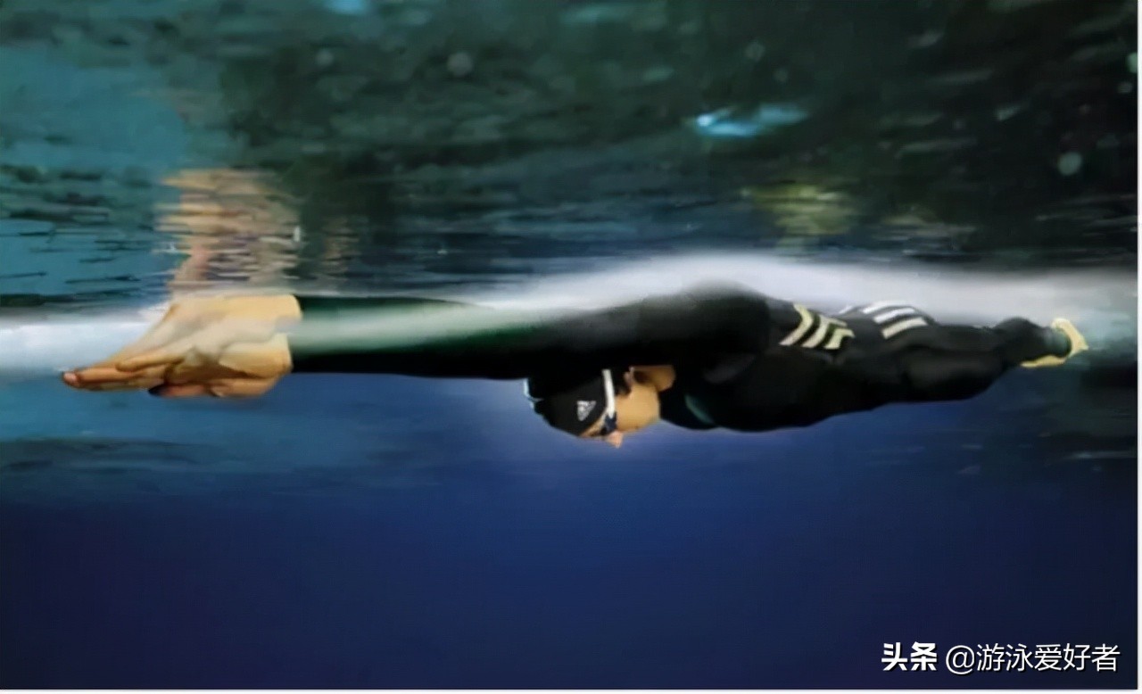 游好泳最适合吃什么,游好泳的几个动作