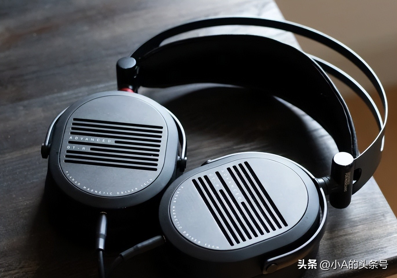 什么单元的耳机好,各款耳机的优缺点