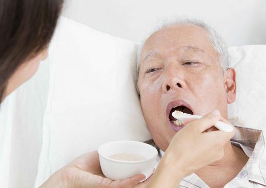 提醒：无端端有3种表现，十有八九是脑梗“求救”信号，尽早检查