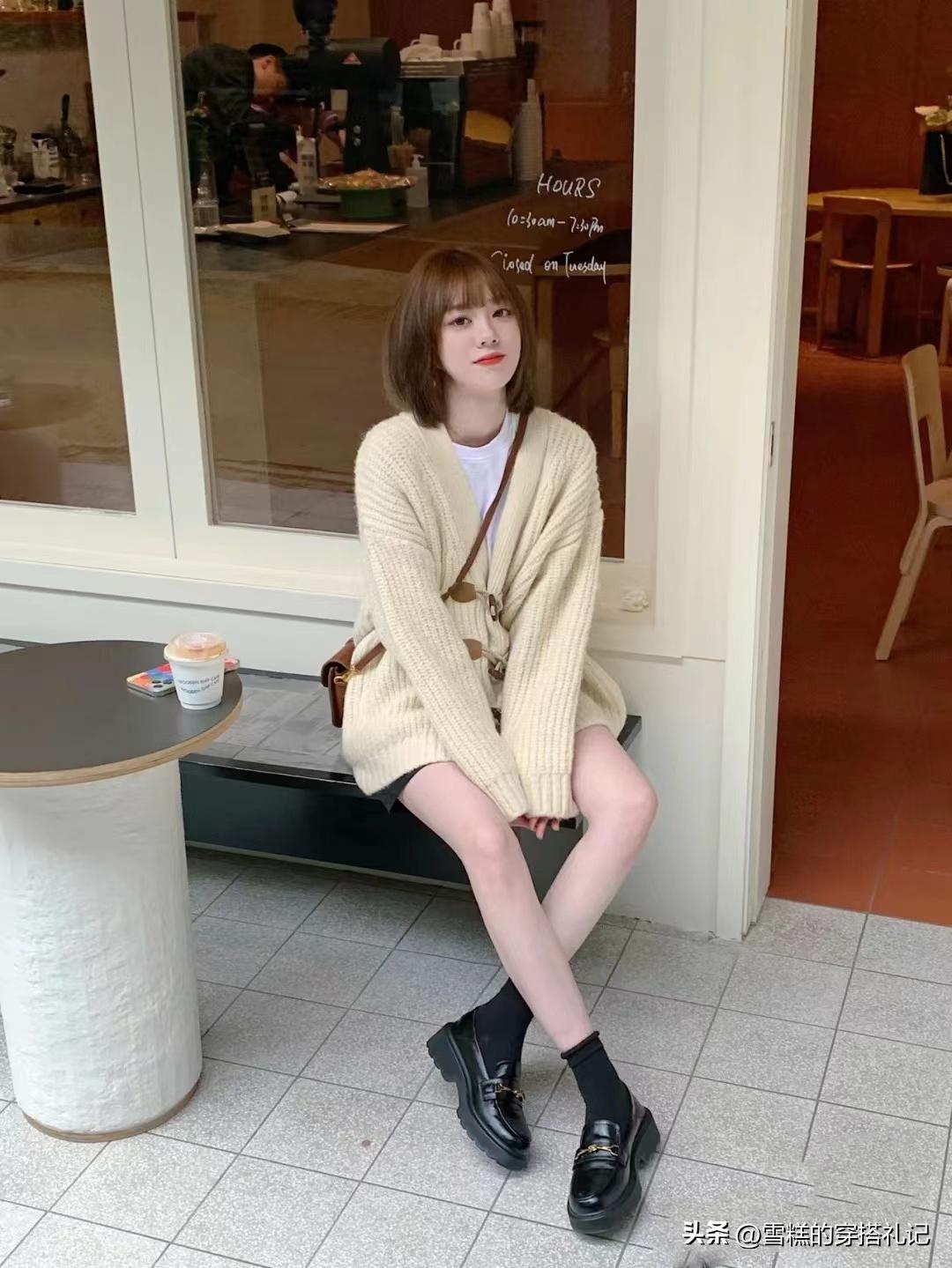 乐福鞋2023最新款亮皮靴子,冬季不想穿靴子乐福鞋百搭