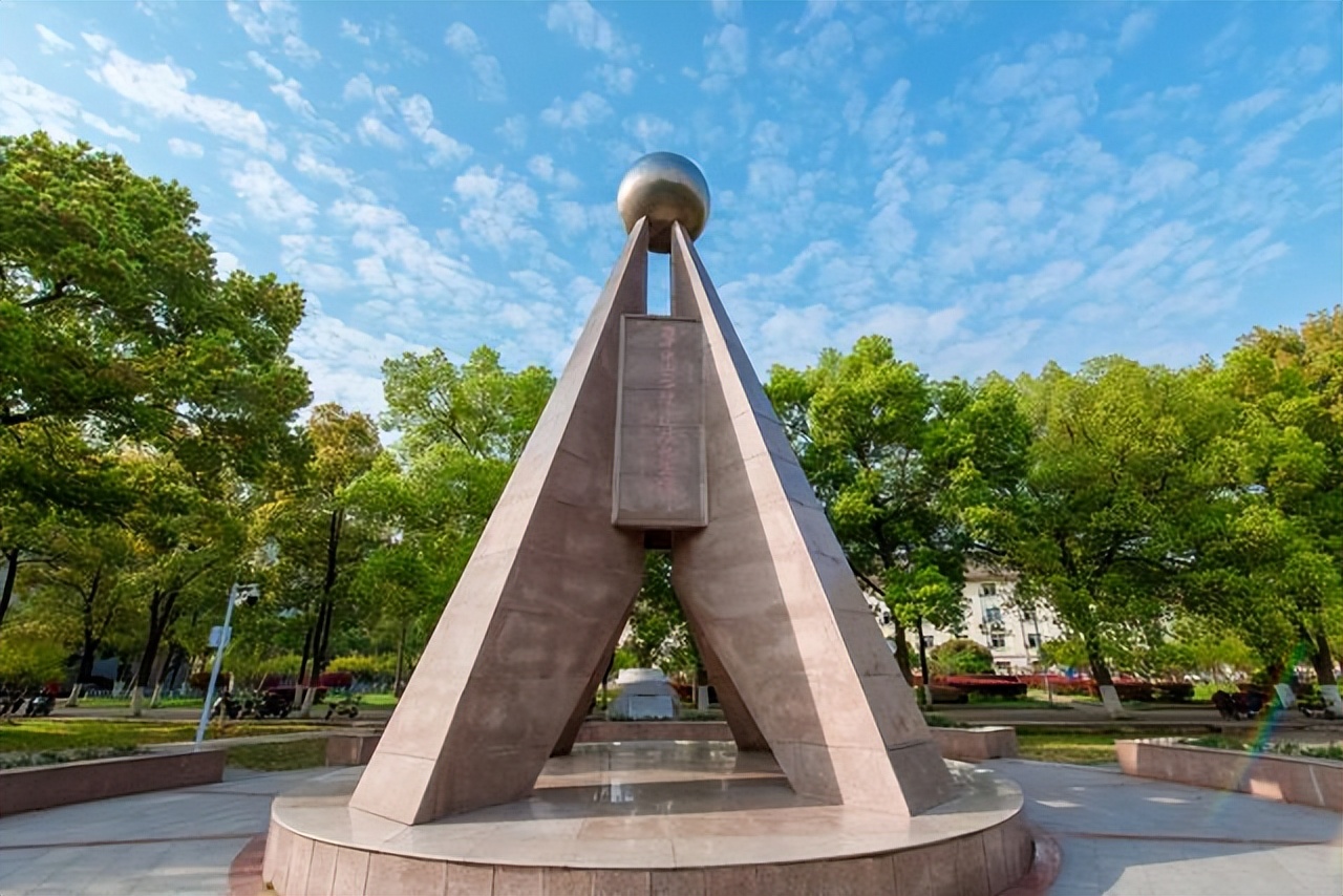 华科西交就业对比,西工大与西交哪个就业好