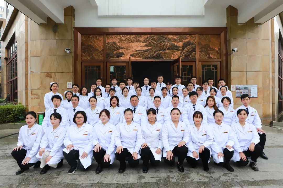 生娃后一直瘦不下去,生过孩子多久可以做小蛮腰