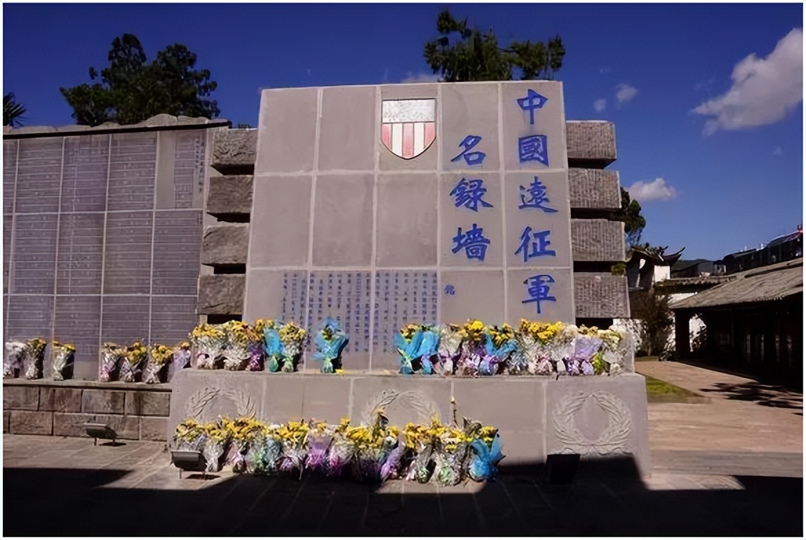 81岁院士，讲了一门“比春运火车票还难抢”的课