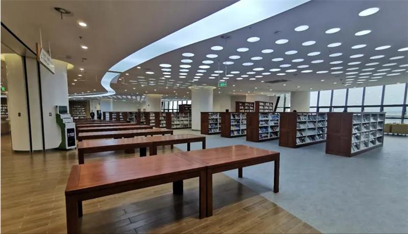 西安小伙发明隐身衣是真是假,西安小伙研制隐身衣是真的吗