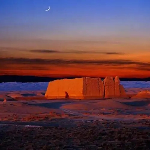 论故城玉门关文化的艺术形态和审美特征