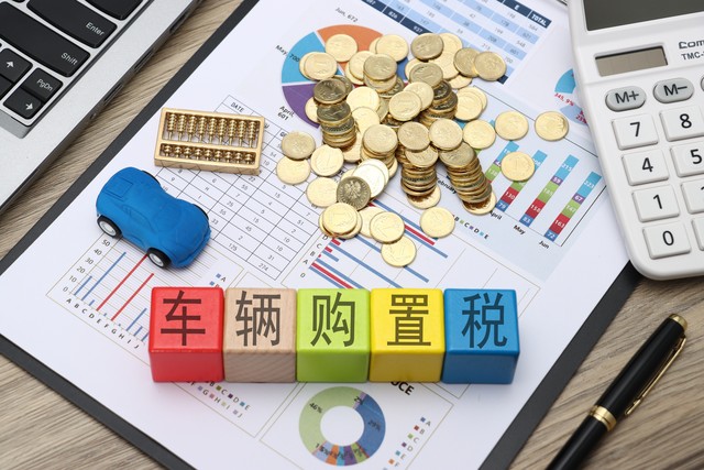 新能源车为何遭国际巨头抛弃,发展新能源汽车的主要有几个原因