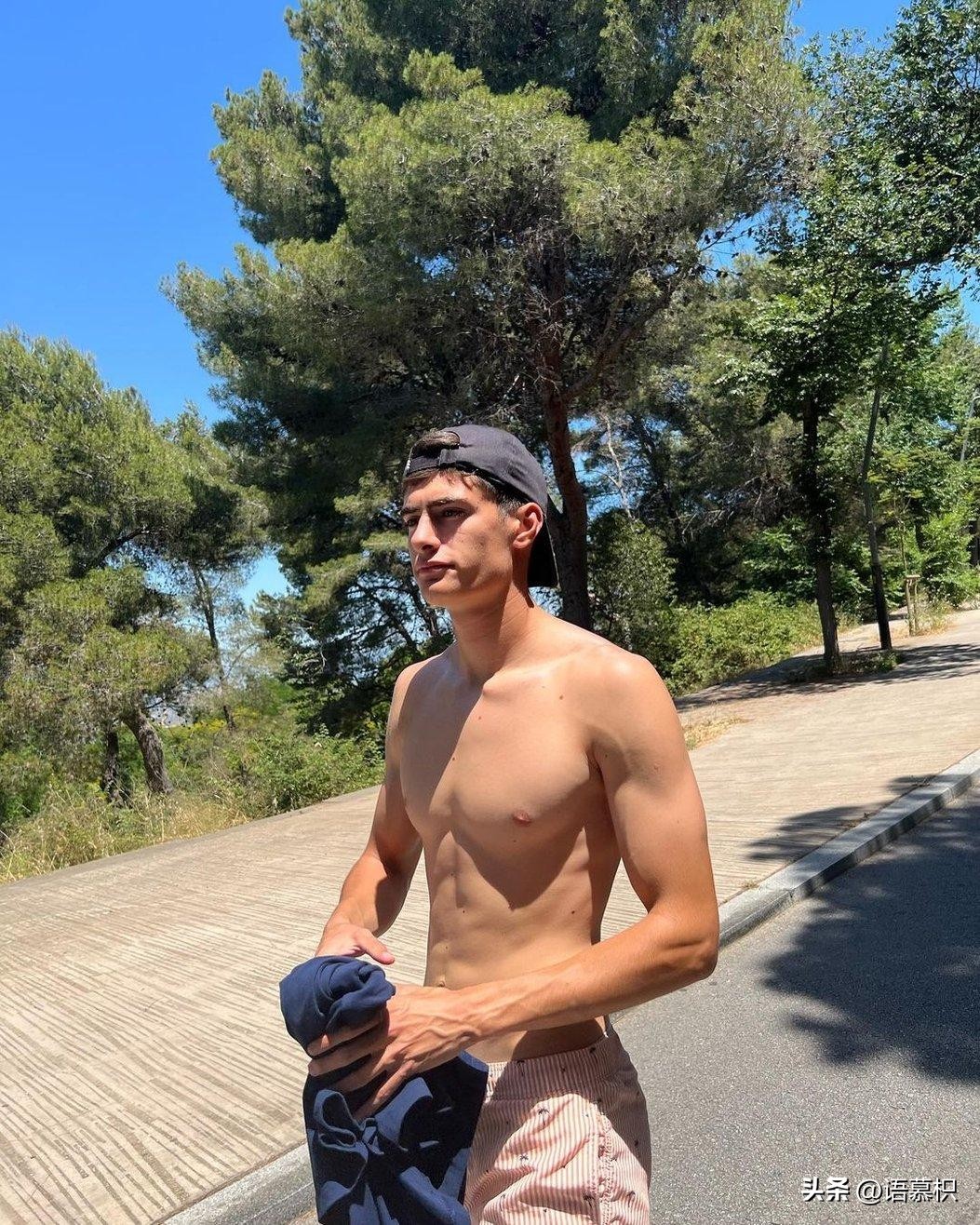 2022世界杯帅气小将,2022世界杯最帅十大球员