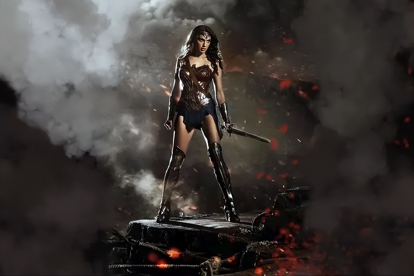 漫画中实力超强的女角色,在漫画里的女英雄身材最好的是谁