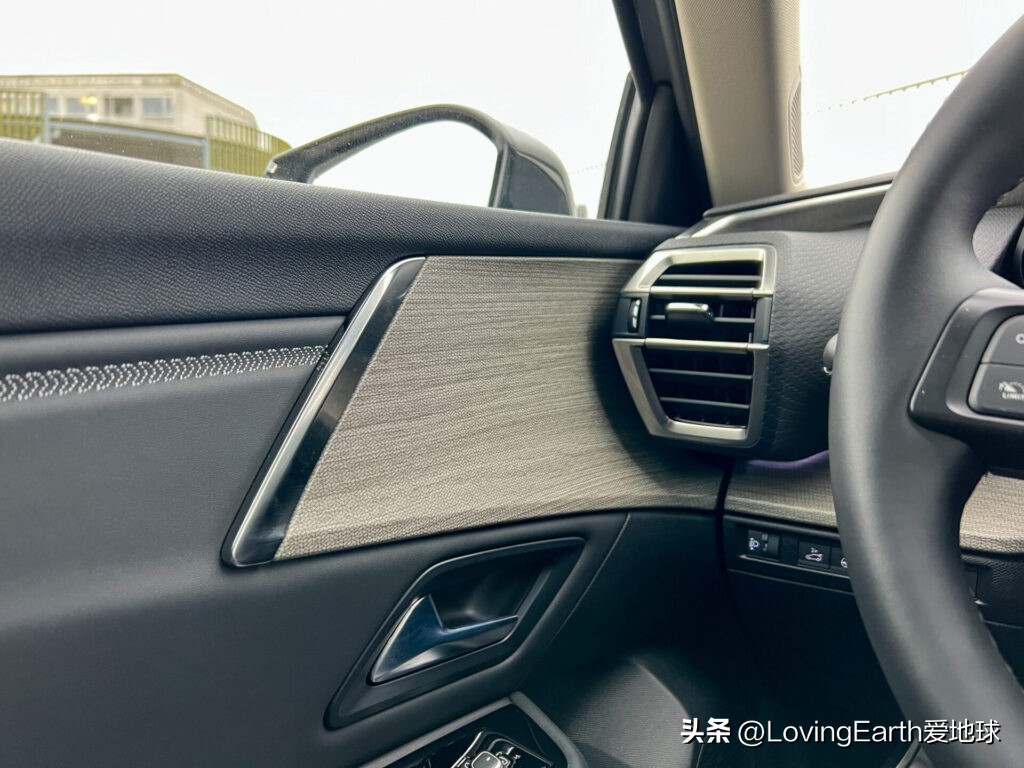 雪铁龙c5天逸phev对比领克01,雪铁龙c5各款对比