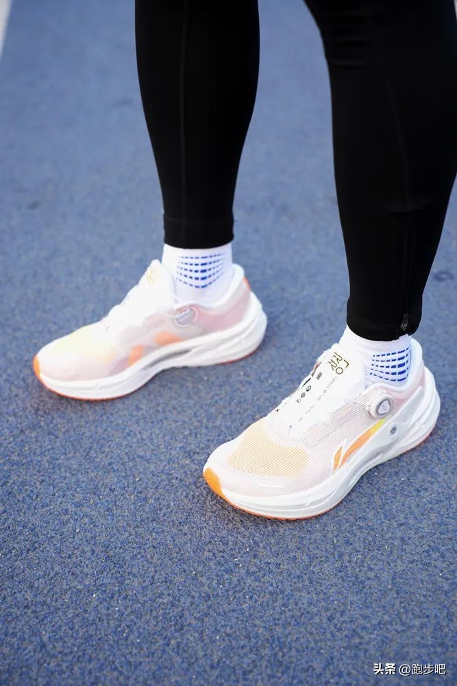 李宁烈骏7和7Pro配置,李宁烈骏7和烈骏7pro哪个好