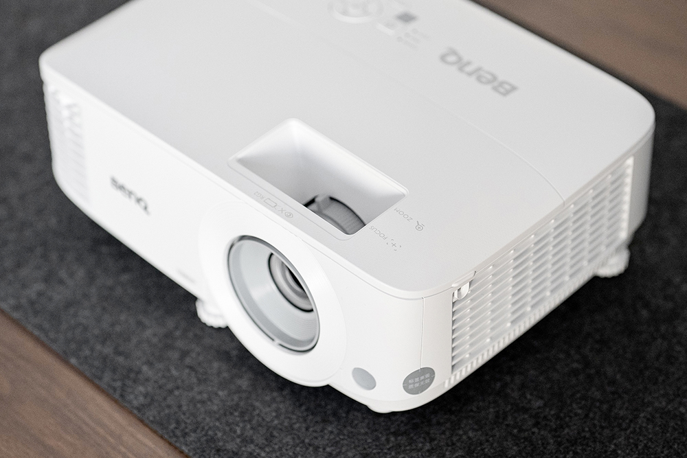 明基660hdmi高清投影仪,明基6050投影机使用技巧