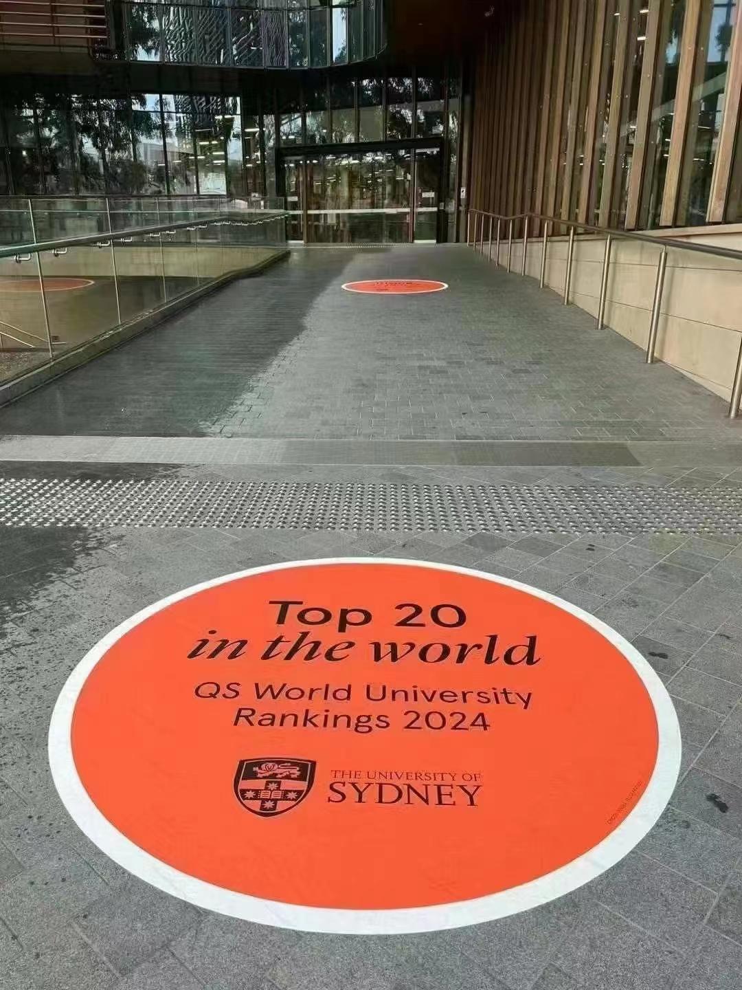 QS排名结果公布，悉大“连夜冒雨”贴地标，澳洲留学咨询猛增！