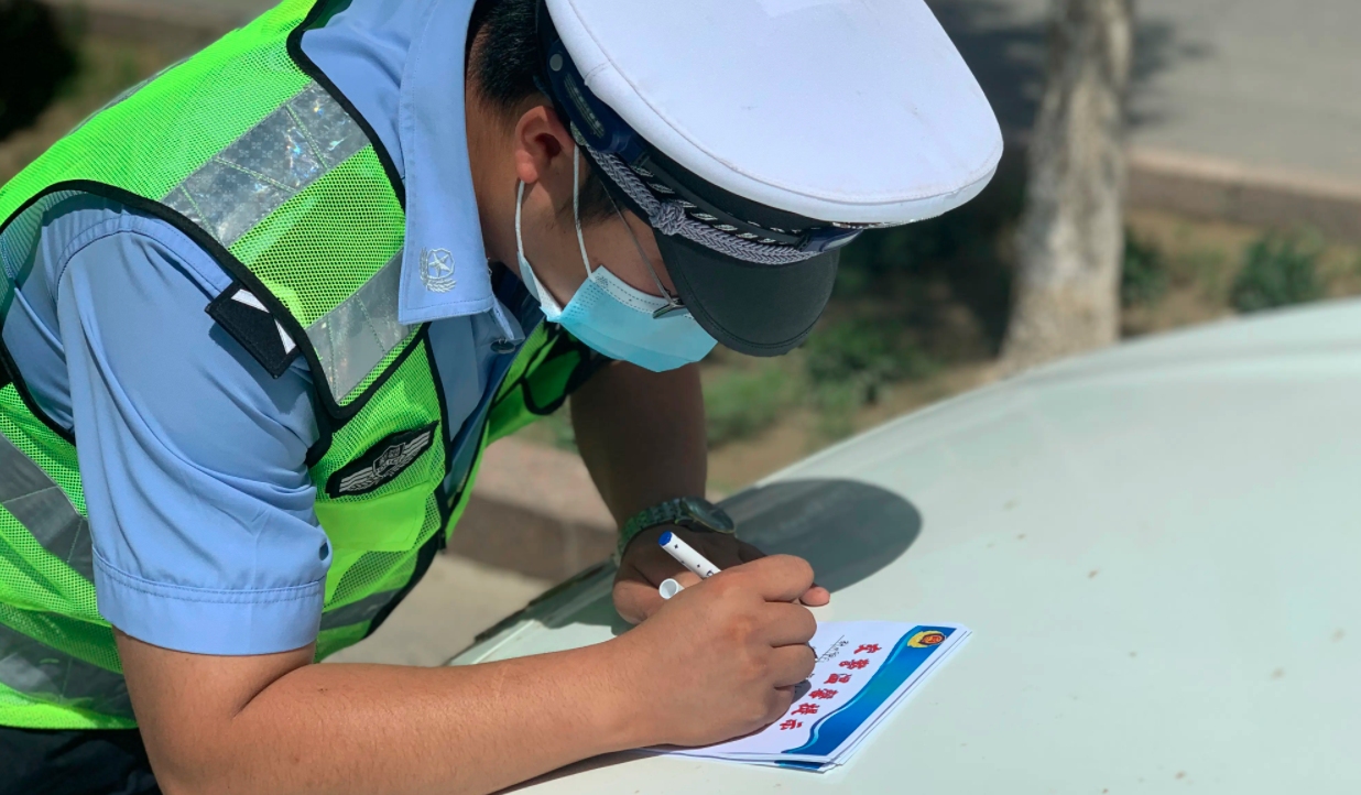 出门没有停车位怎么办,路边没有停车位怎么处理