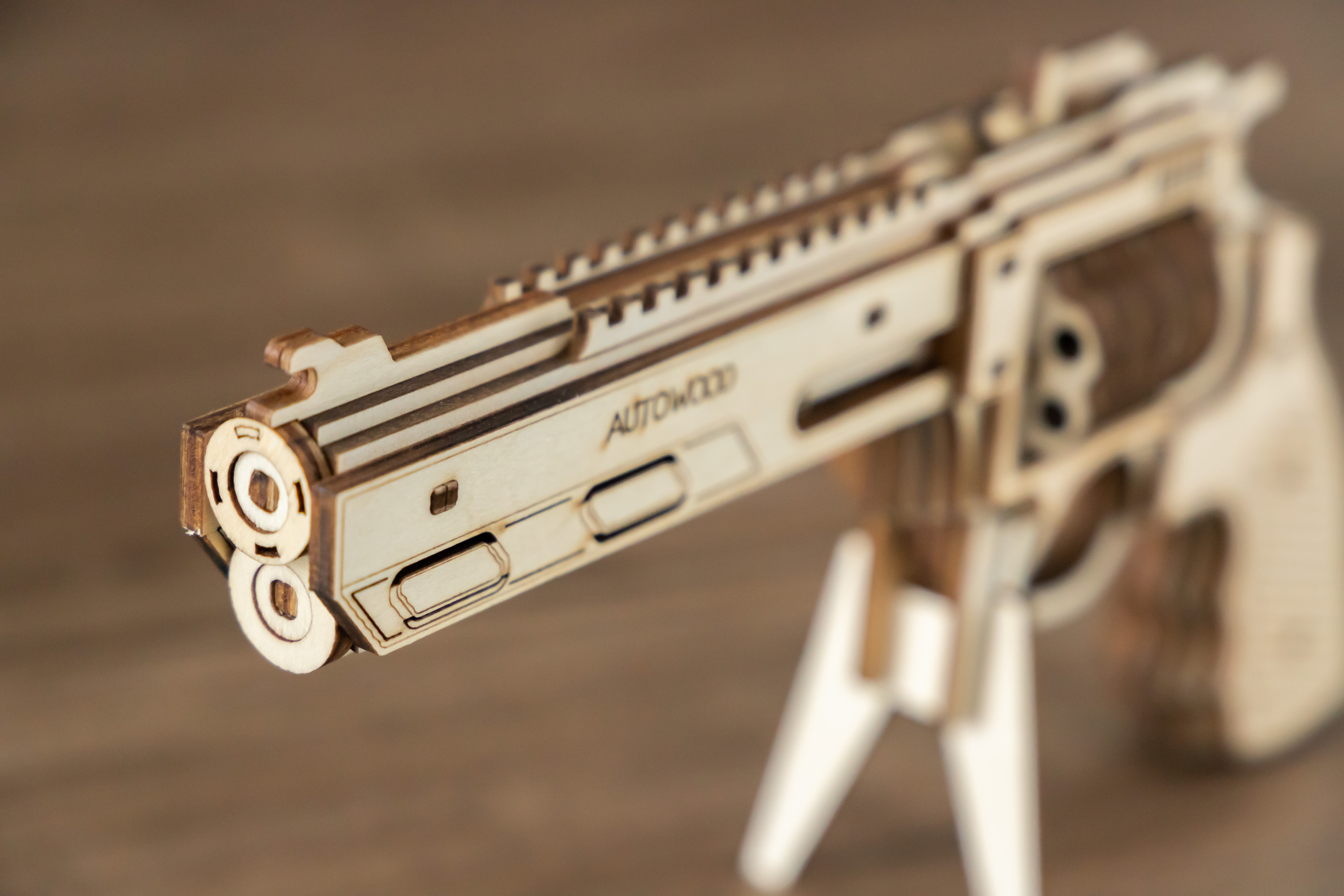 常用礼物女生送男生什么好,女生送男生礼物清单推荐