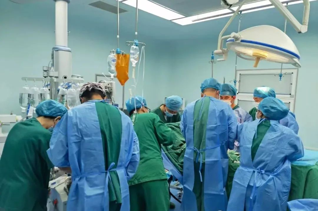 昆明医院抢救,昆明延安医院创伤外科