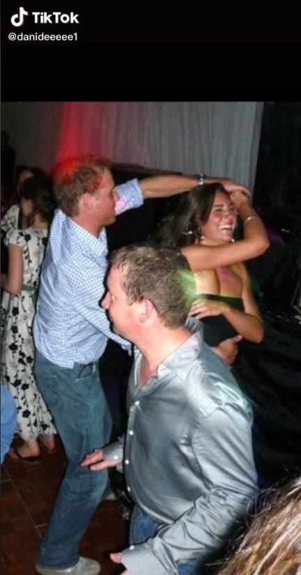 凯特参加威廉婚礼照片,凯特威廉甜蜜瞬间