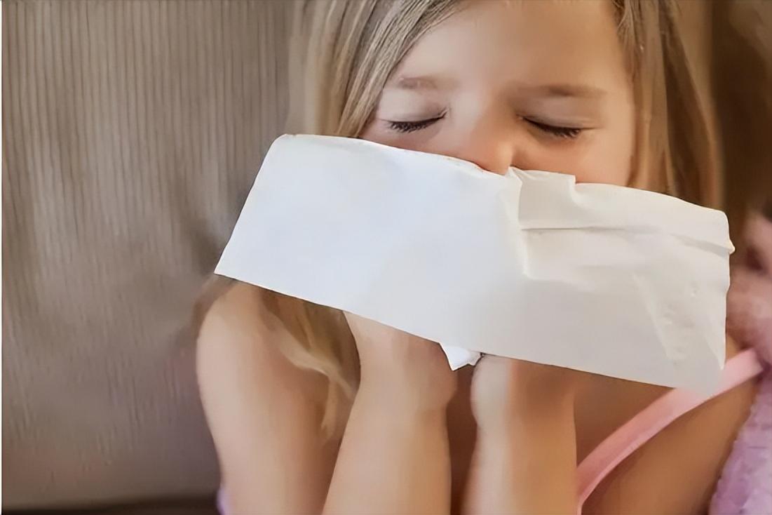 晚睡对小孩的发育有什么影响,幼儿园小孩晚睡早起有什么影响