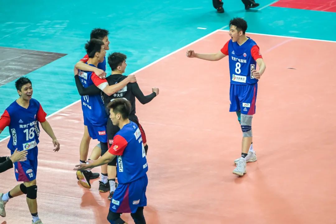 南京比赛最新战绩,南京总决赛实时比分