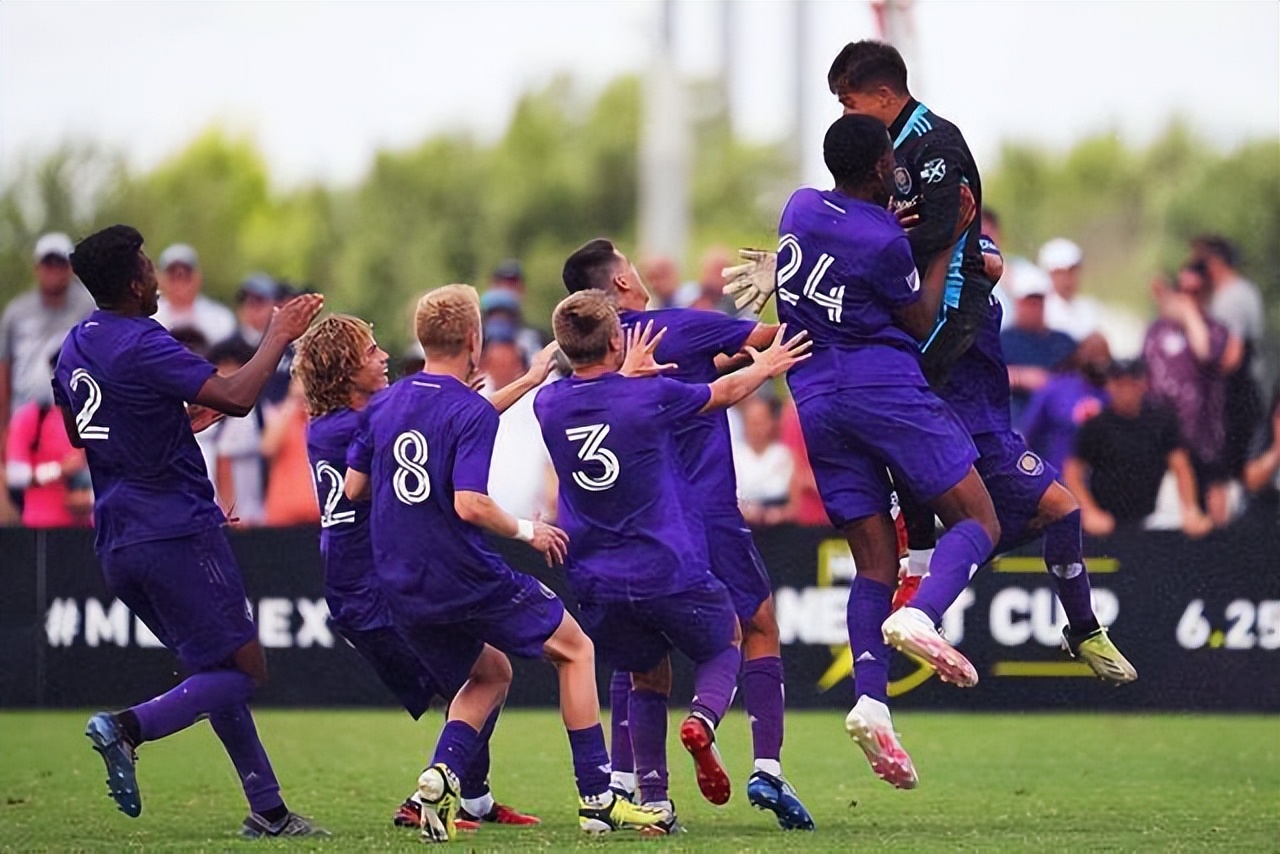 足球战况解析盘口分析世预赛扫盘竞彩实单参考，预测比分+总进球