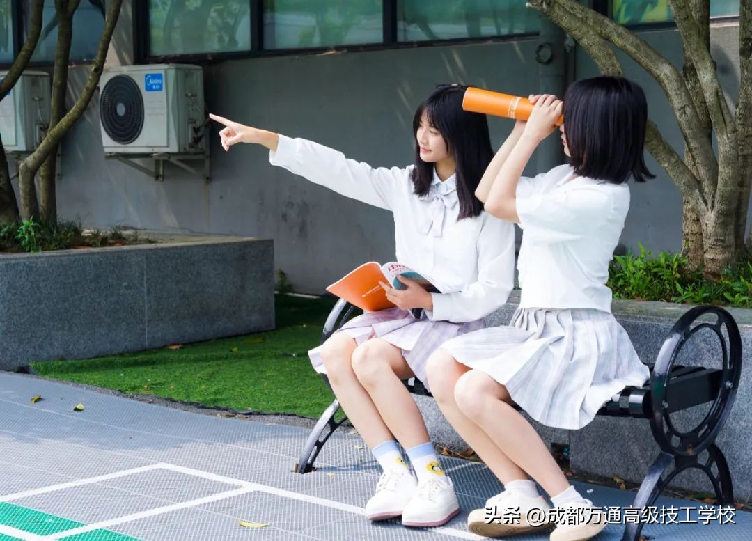 初中毕业后女生去职校读啥专业好,技校都有什么专业女生初中毕业