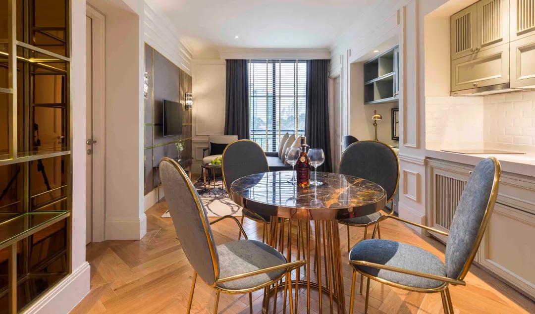 经典摩登复古风的五星级酒店,经典的酒店