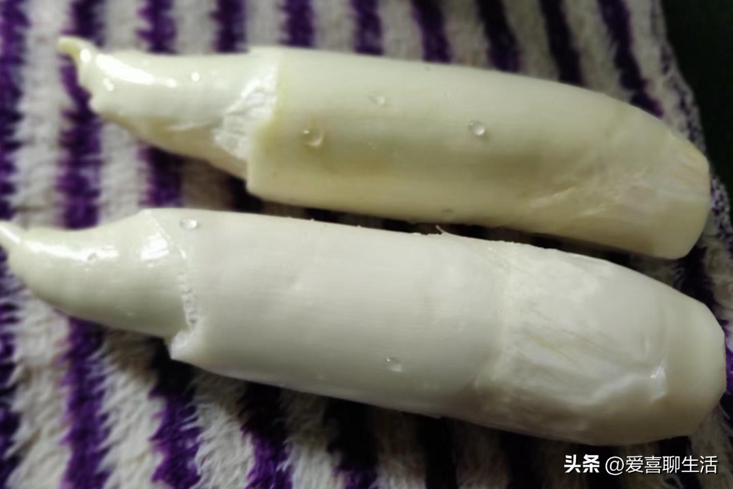 秋分后，这菜正当季，8块一斤有点贵，随手一焖，脆嫩鲜甜好香呀