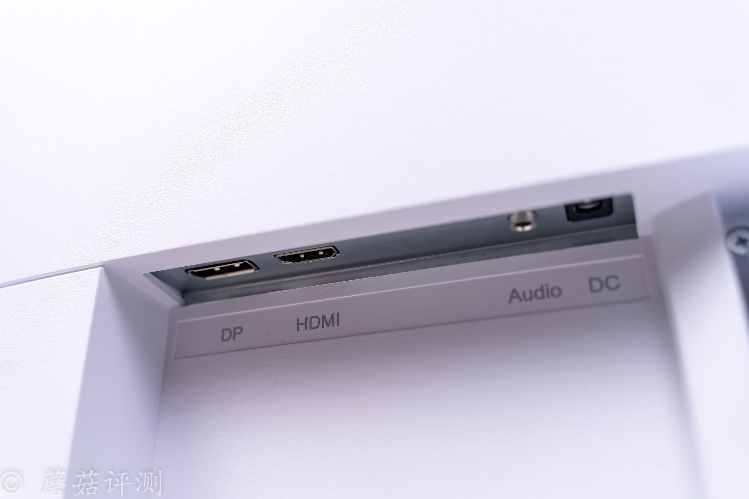 微星mp242a显示器评测,微星pag304cr显示器评测