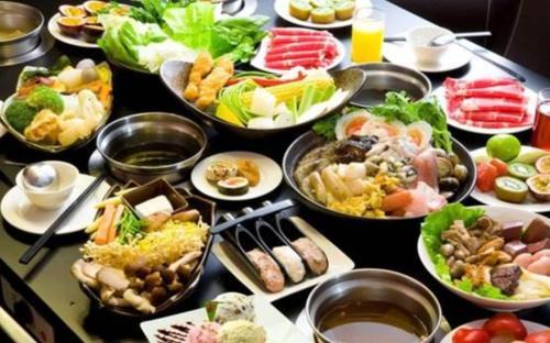 六个大汉自助餐,六个壮汉吃火锅