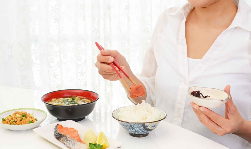 正常的母乳有什么气味,母乳的气味是什么样的