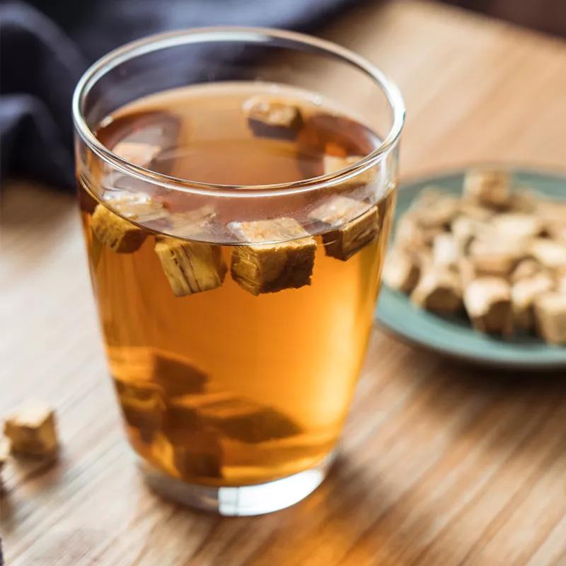 隔离喝了400多瓶啤酒,隔离4天内多次抢救